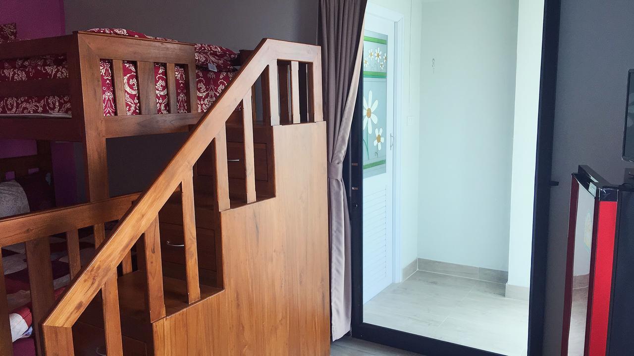 Vanlisut Hotel Ngamwongwan Nonthaburi Kültér fotó