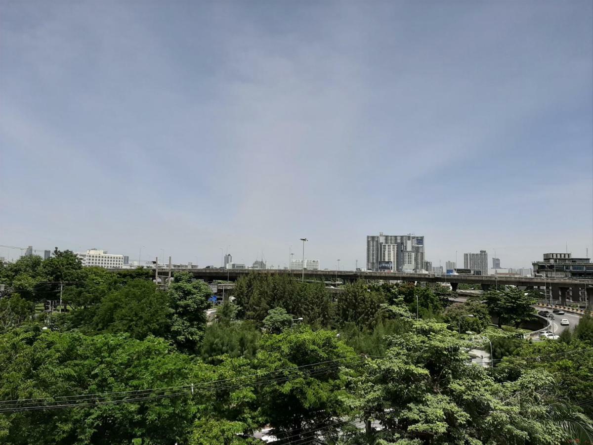 Vanlisut Hotel Ngamwongwan Nonthaburi Kültér fotó